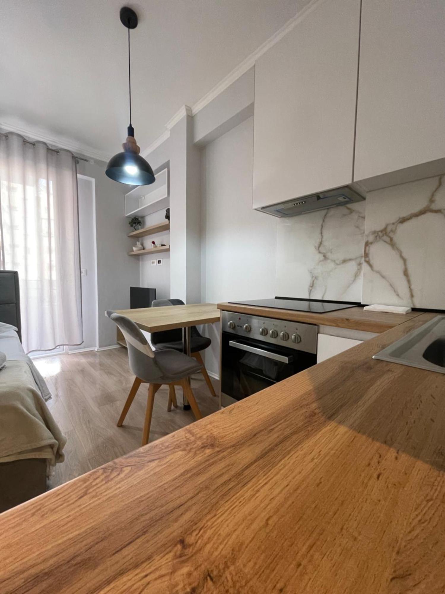Sunshine Apartament *